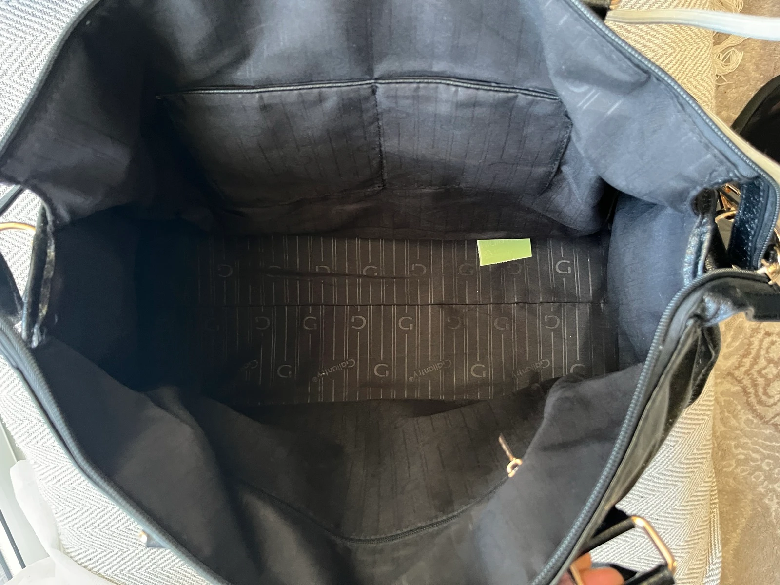 Bolsa de mão grande formato saco de curso – photo 4